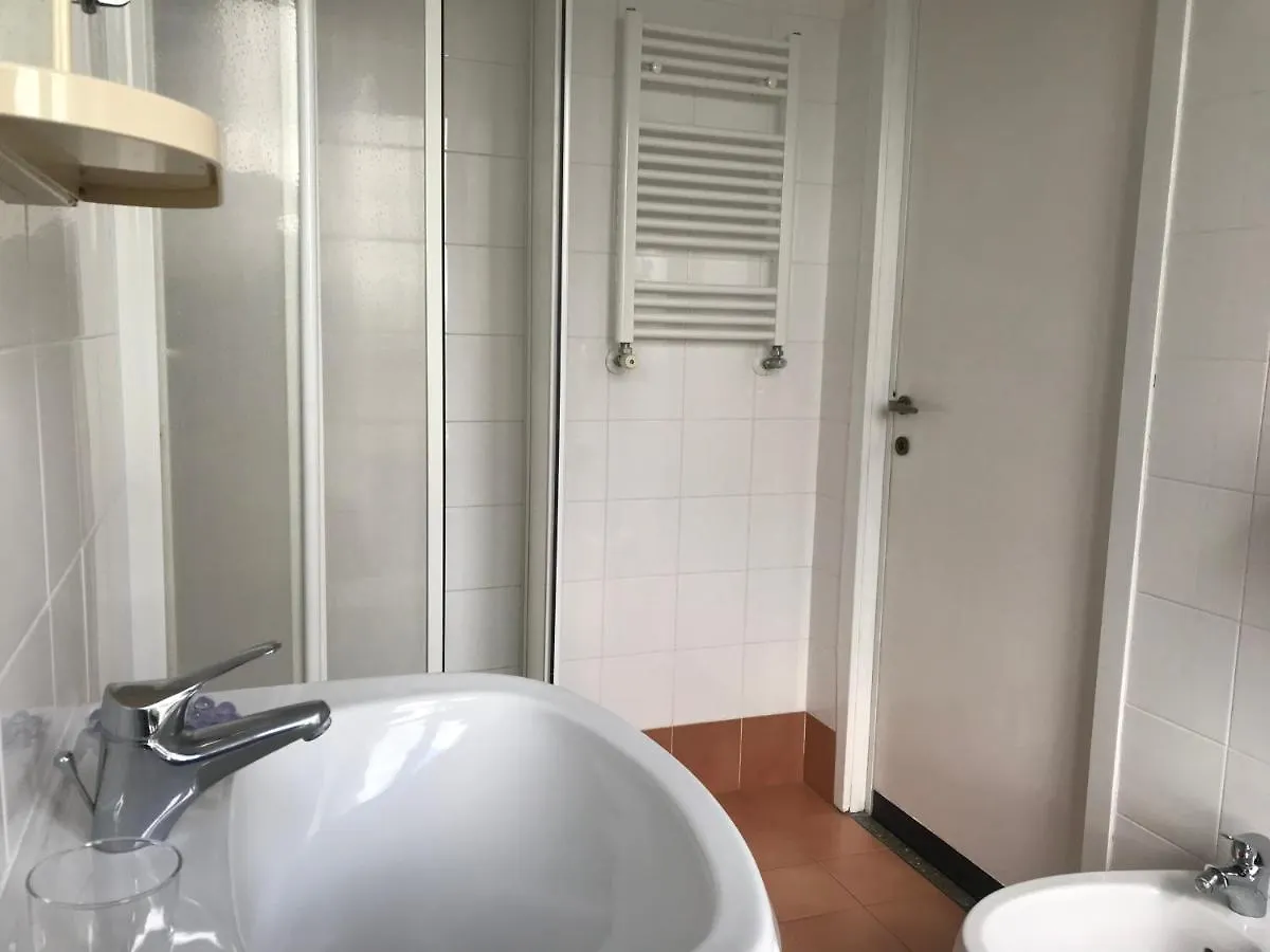 Casa per Ferie JPII Dom Polski Rzym 0*,  Włochy